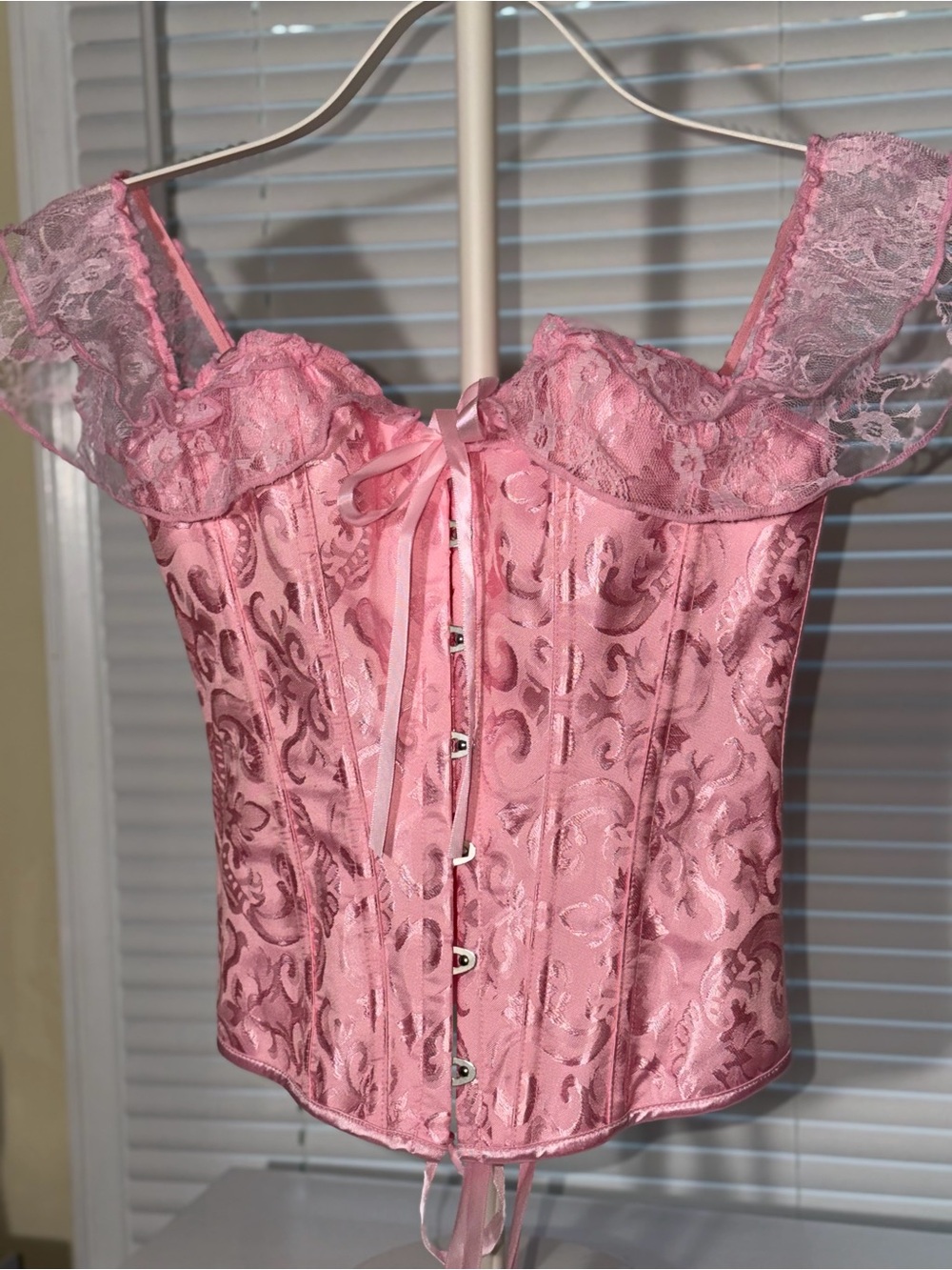 Amazon Pink Lace Off-Shoulder Corset Camisole